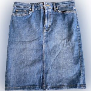 Denim skirt